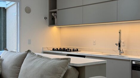 069 - Cobertura de quatro suítes em apenas 160 metros da praia de...