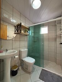 114 - Garden com 03 Dorm Bombinhas Centro