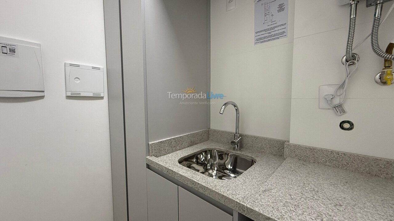 Apartamento para aluguel de temporada em Bombinhas (Praia de Bombas)