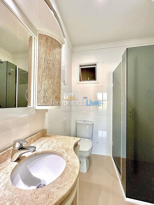 Apartment for vacation rental in Bombinhas (Praia de Bombas)