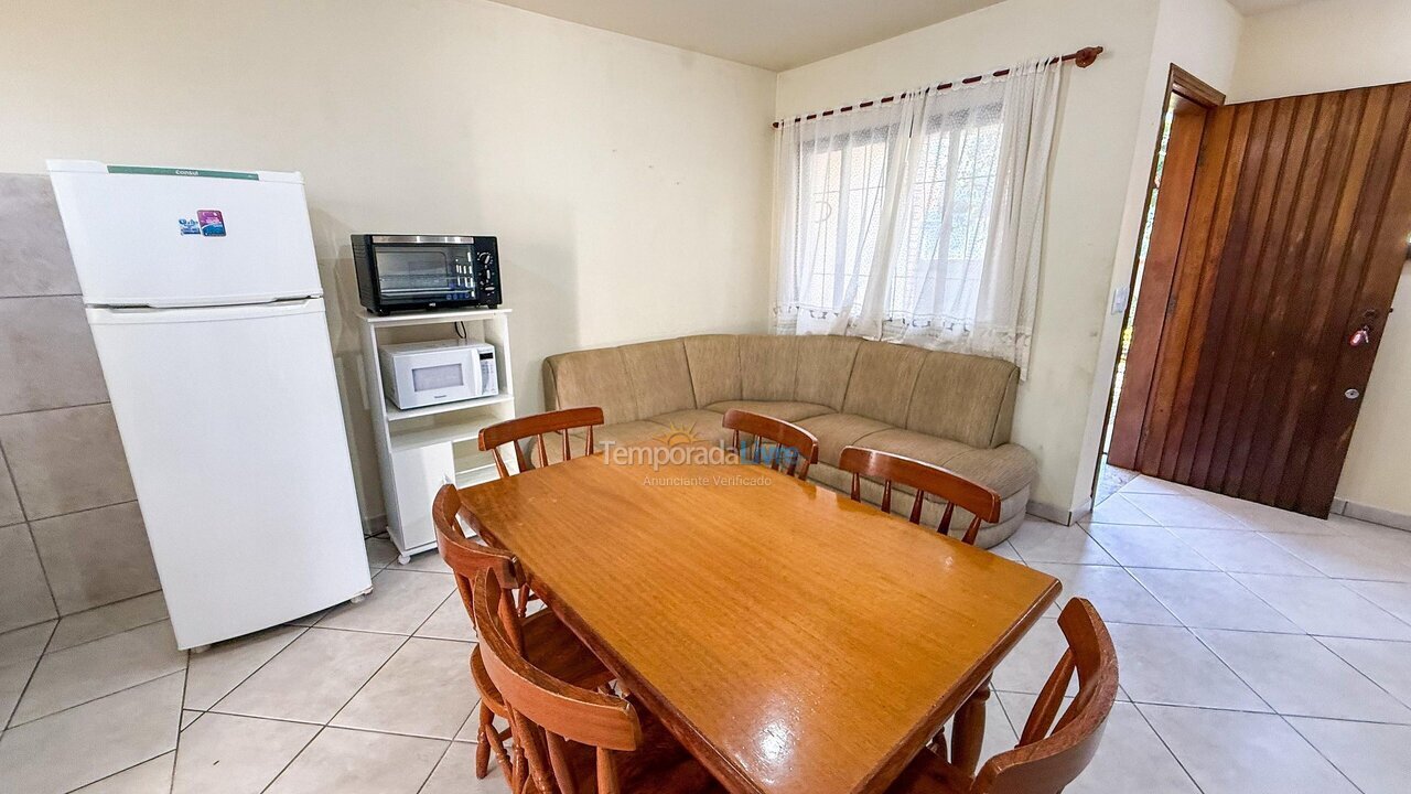 Apartamento para alquiler de vacaciones em Bombinhas (Praia de Bombas)