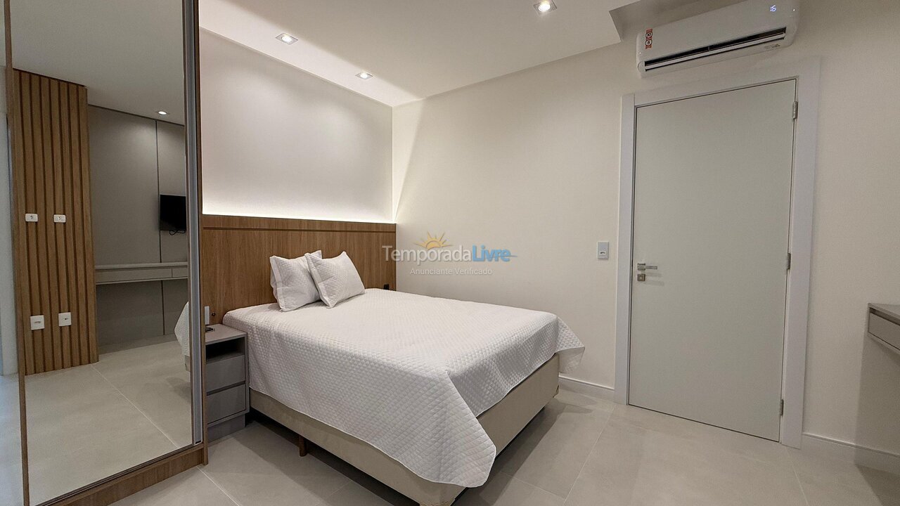 Apartamento para aluguel de temporada em Bombinhas (Praia de Bombas)