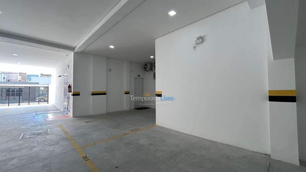 Apartamento para alquiler de vacaciones em Bombinhas (Praia de Bombas)