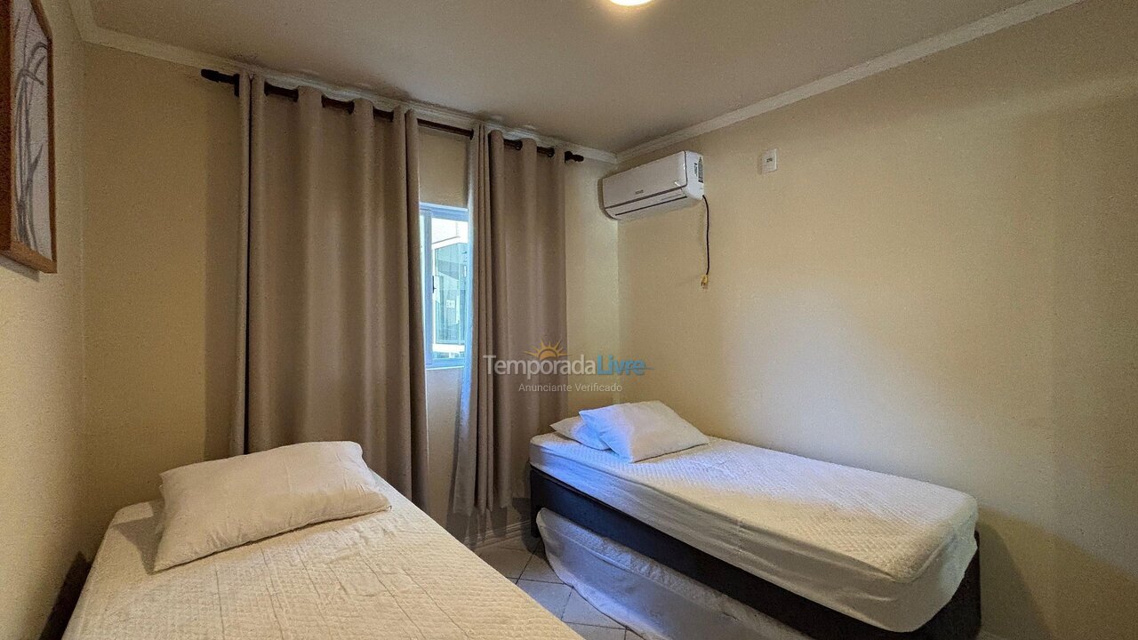 Apartamento para aluguel de temporada em Bombinhas (Praia de Bombinhas)