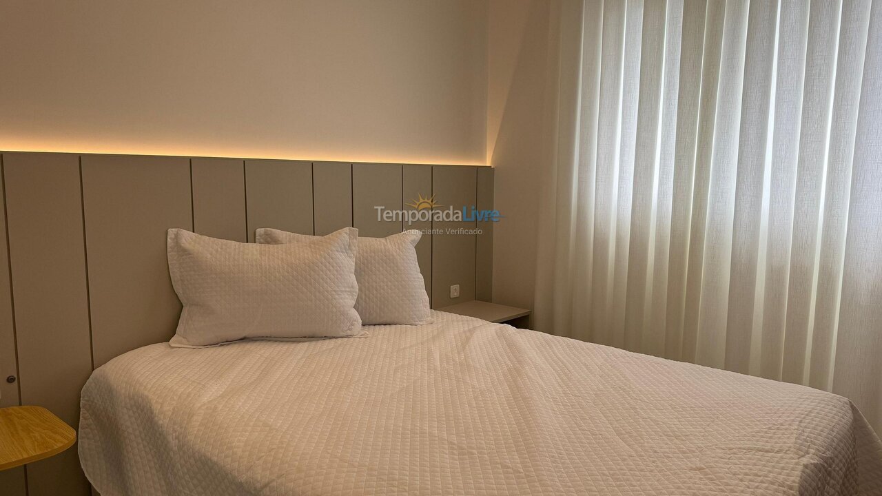 Apartamento para aluguel de temporada em Bombinhas (Praia de Bombas)