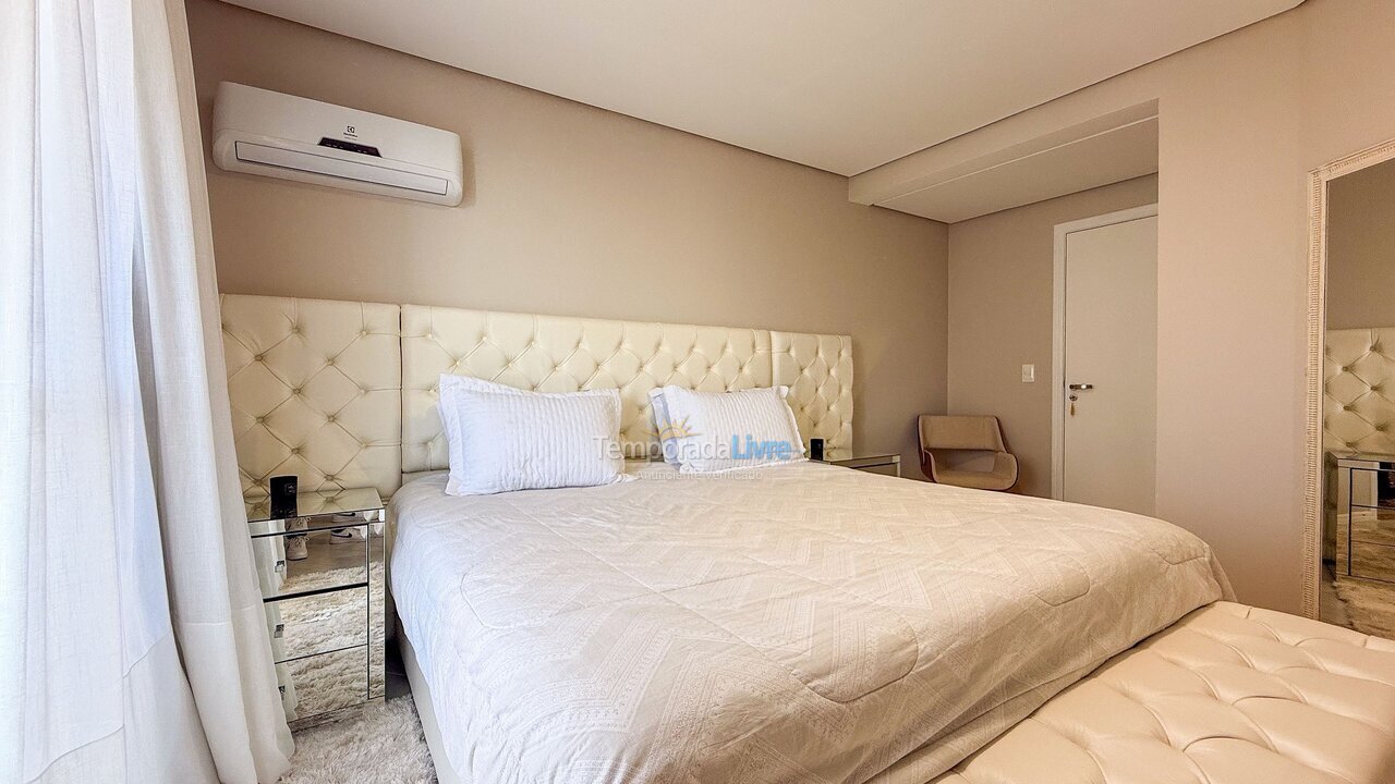 Chácara / sítio para aluguel de temporada em Bombinhas (Praia de Bombas)