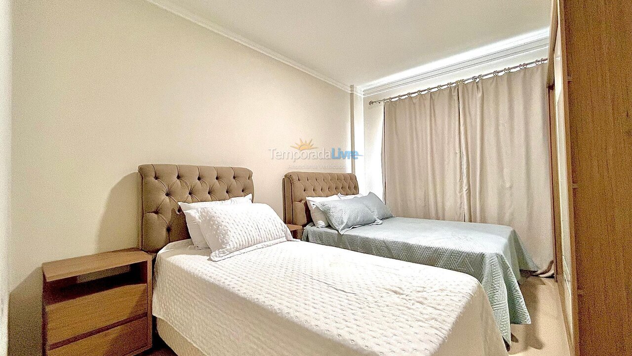 Apartment for vacation rental in Bombinhas (Praia de Bombas)