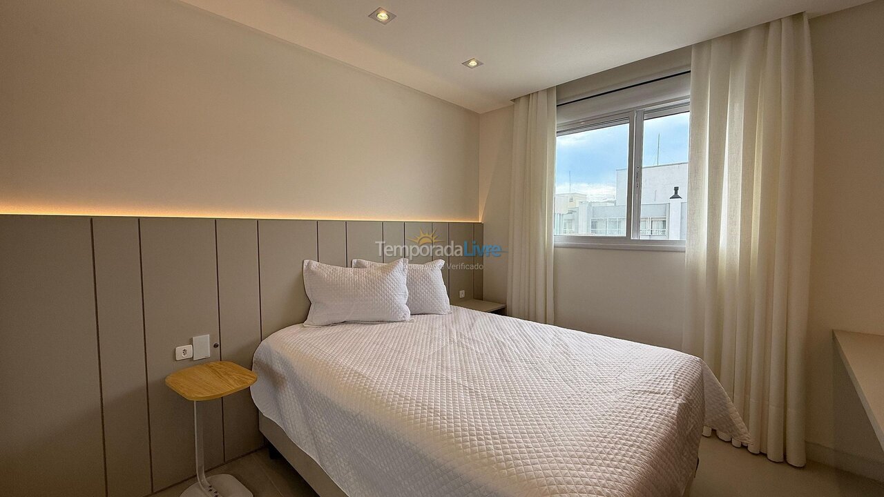 Apartamento para aluguel de temporada em Bombinhas (Praia de Bombas)