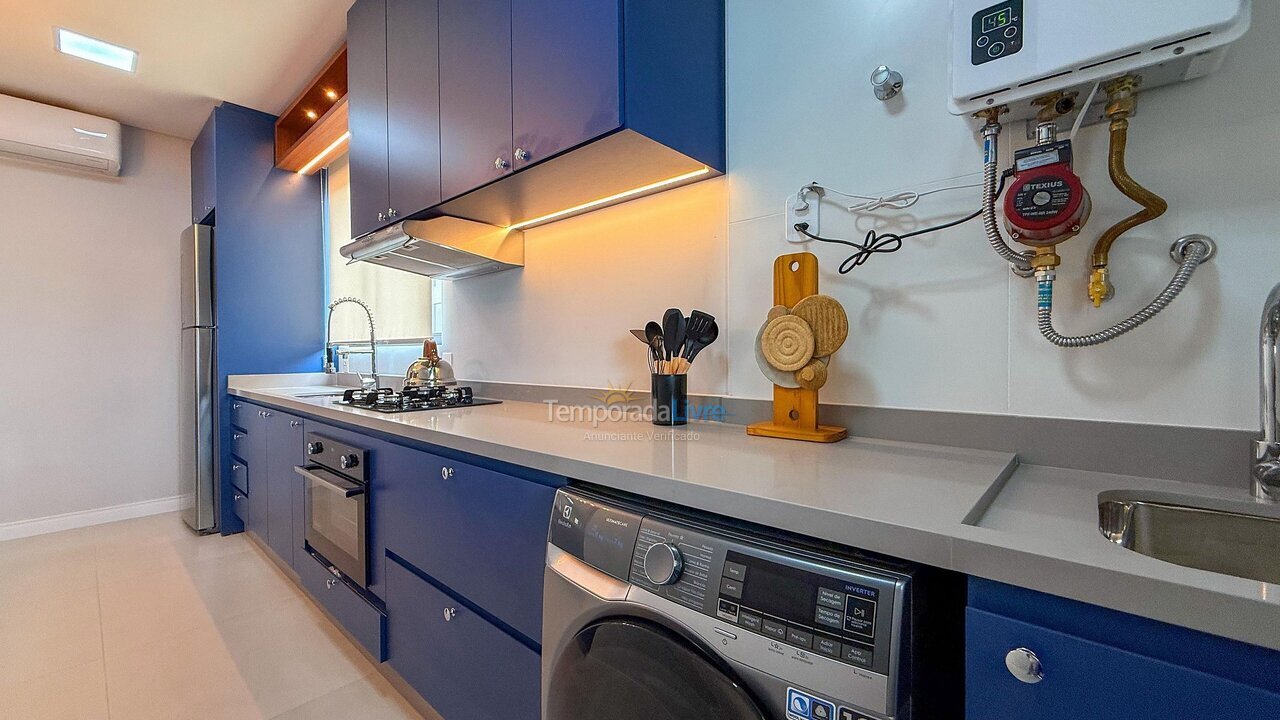 Apartment for vacation rental in Bombinhas (Praia de Bombas)