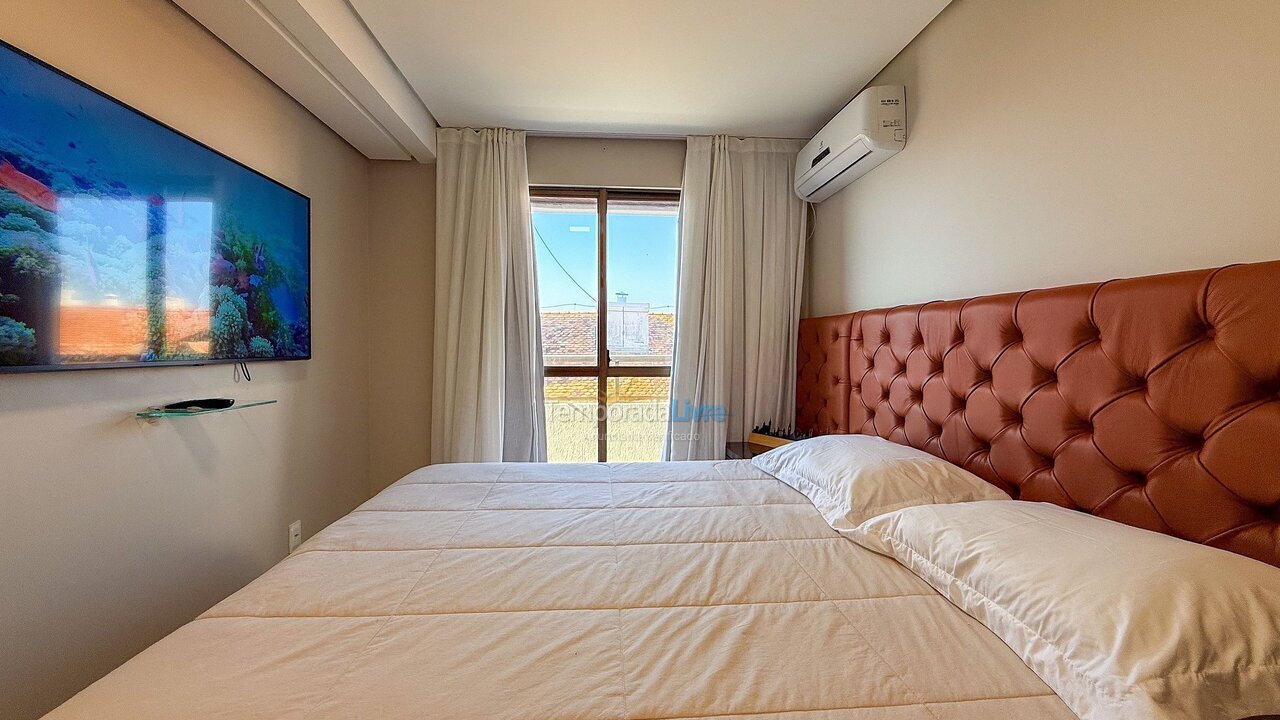 Chácara / sítio para aluguel de temporada em Bombinhas (Praia de Bombas)