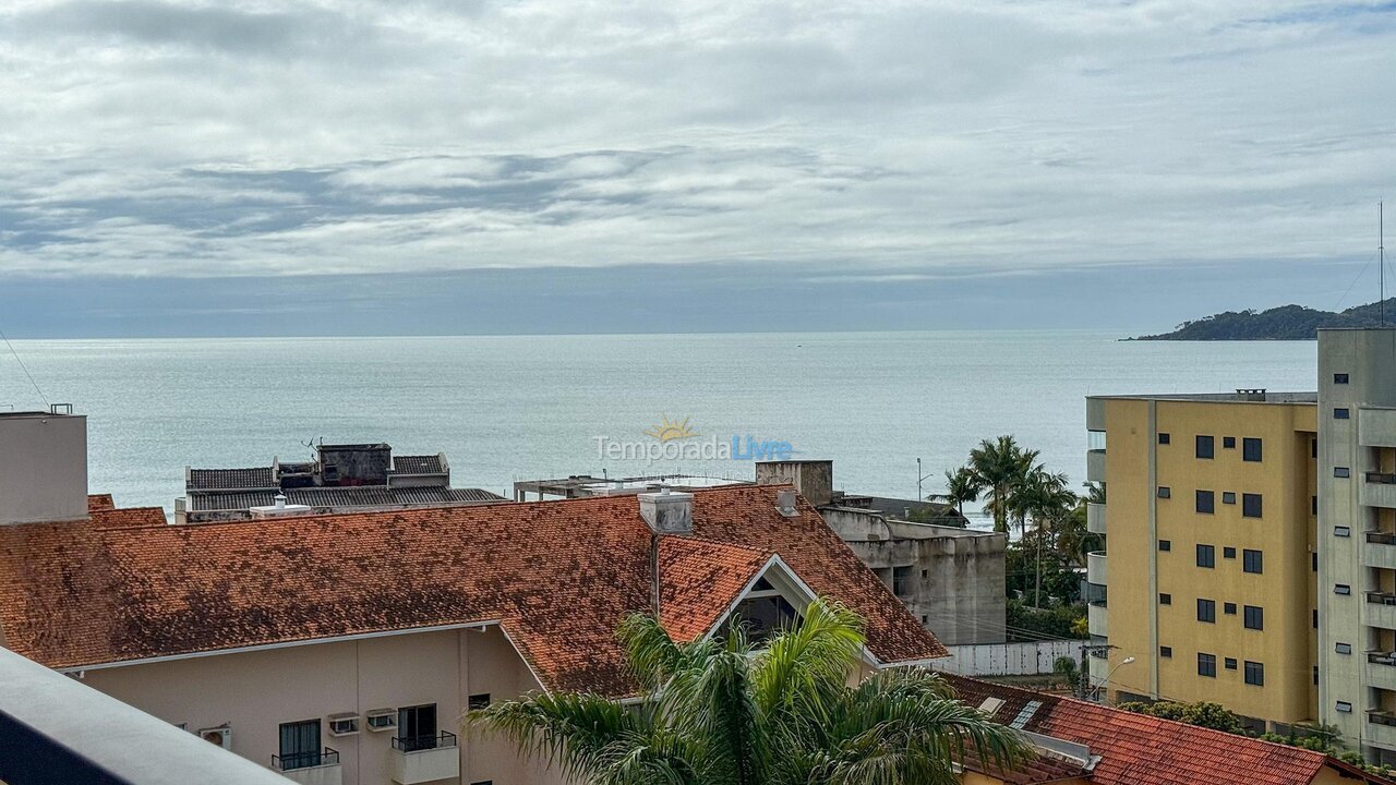 Apartment for vacation rental in Bombinhas (Praia de Bombas)