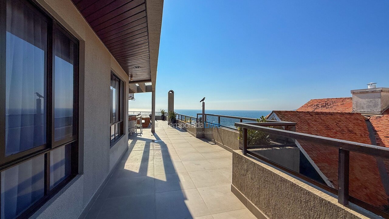 Chácara / sítio para aluguel de temporada em Bombinhas (Praia de Bombas)