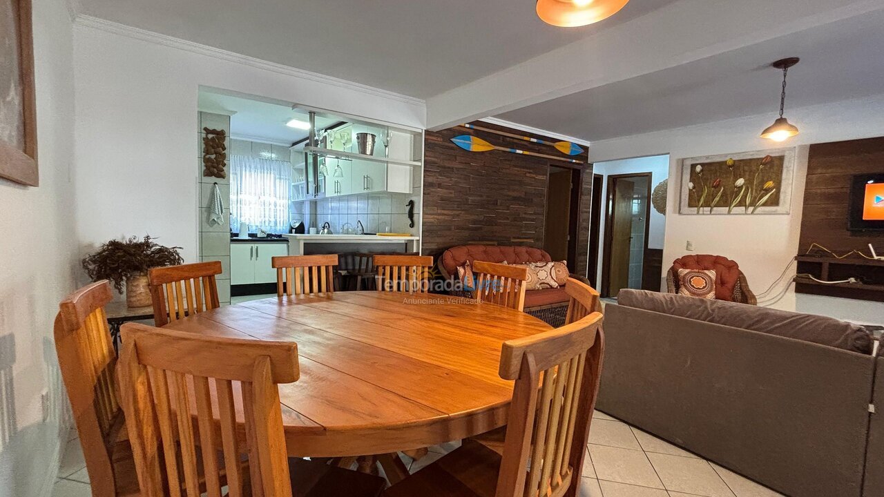 Apartamento para aluguel de temporada em Bombinhas (Praia de Bombinhas)