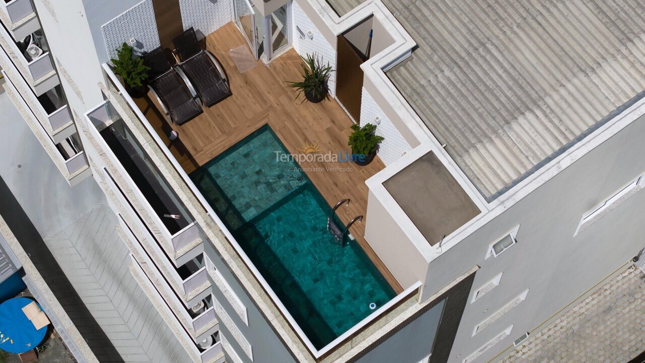 Apartamento para aluguel de temporada em Bombinhas (Praia de Bombas)