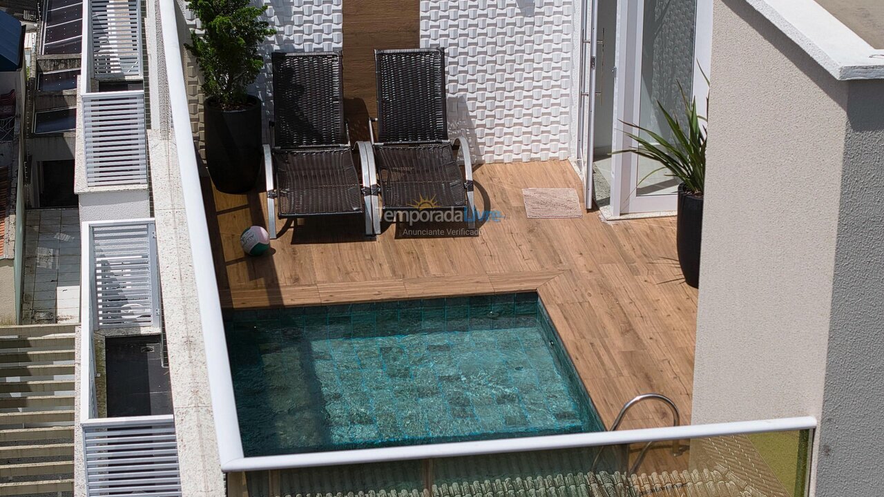 Apartamento para aluguel de temporada em Bombinhas (Praia de Bombas)