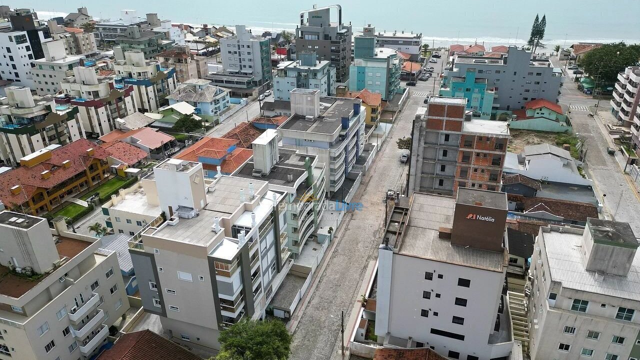 Apartamento para aluguel de temporada em Bombinhas (Praia de Bombas)
