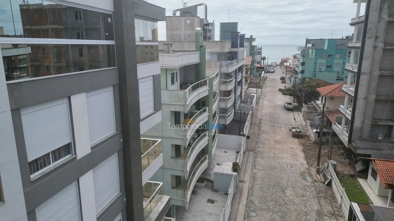 Apartamento para aluguel de temporada em Bombinhas (Praia de Bombas)