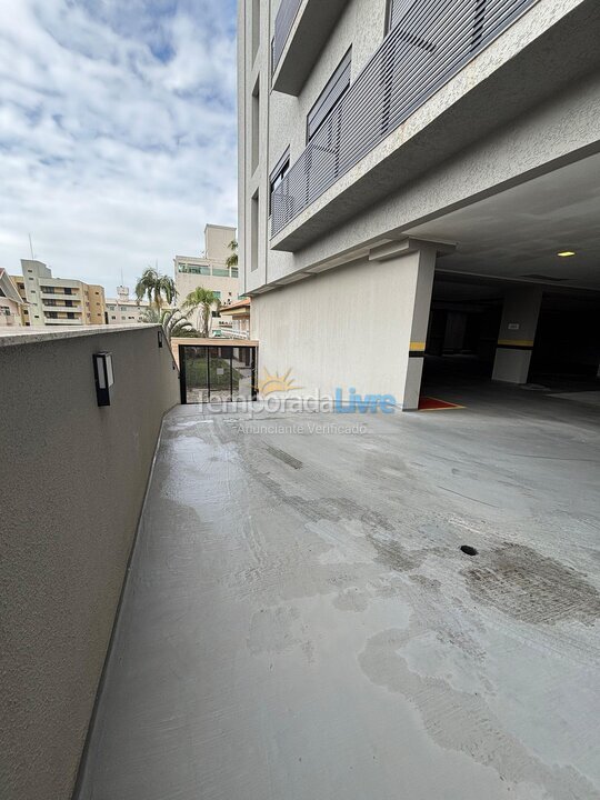 Apartment for vacation rental in Bombinhas (Praia de Bombas)