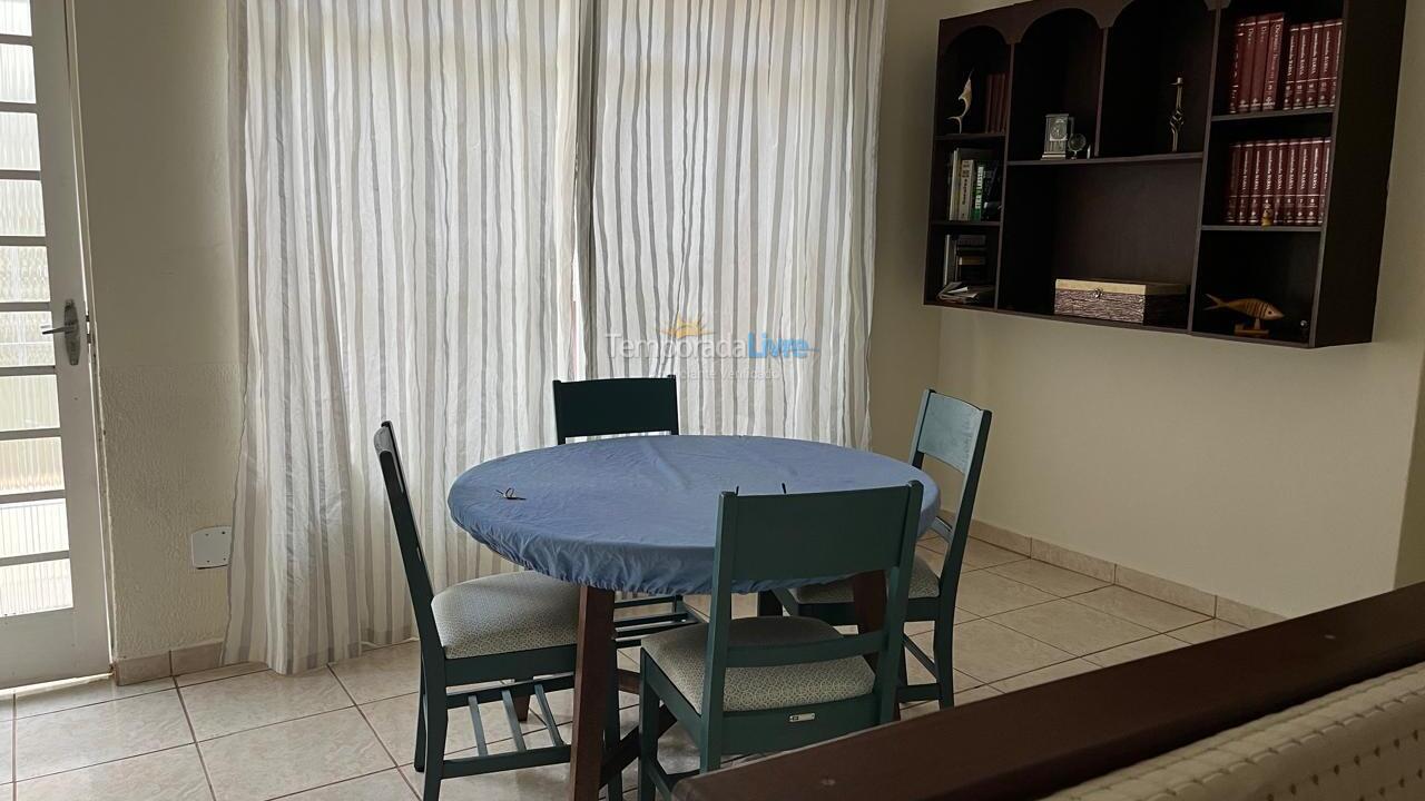 House for vacation rental in Caraguatatuba (Centro)