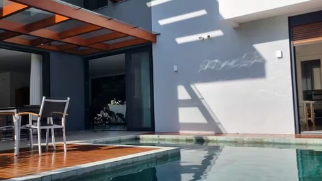 Casa de Alto Padrão em Jurerê Internacional
