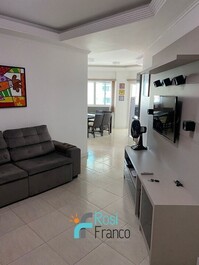 Apartamento de 4 habitaciones con vistas al mar, Meia Praia, SC
