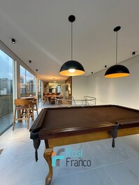 Cobertura Duplex Frente Mar com 5 Suítes Meia Praia Itapema SC