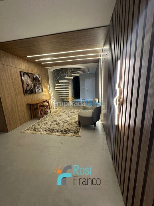 Apartamento para aluguel de temporada em Itapema (Meia Praia)