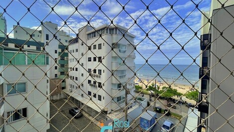 Apartamento 3 dormitorios vista al mar Meia Praia SC