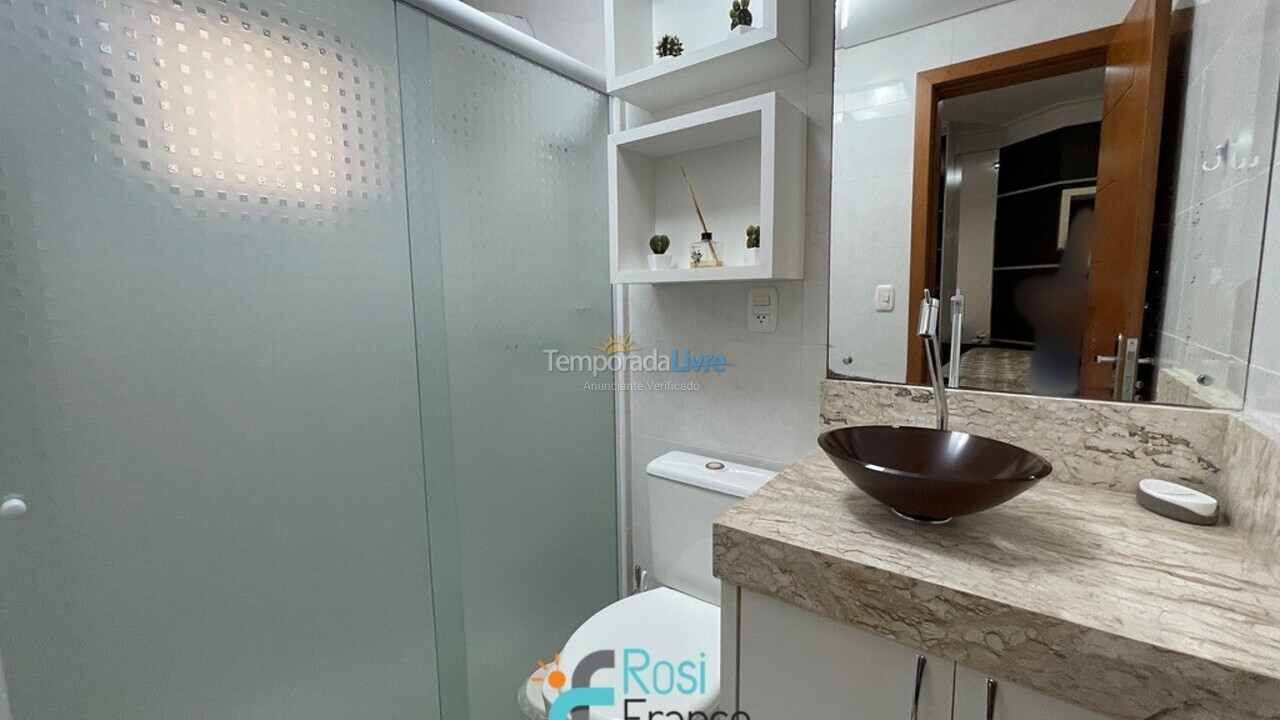 Apartamento para alquiler de vacaciones em Itapema (Meia Praia)