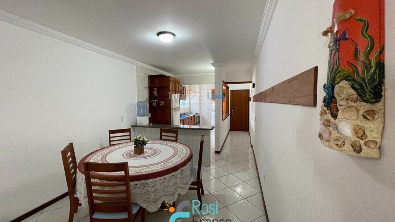 Apartment for vacation rental in Itapema (Centro)