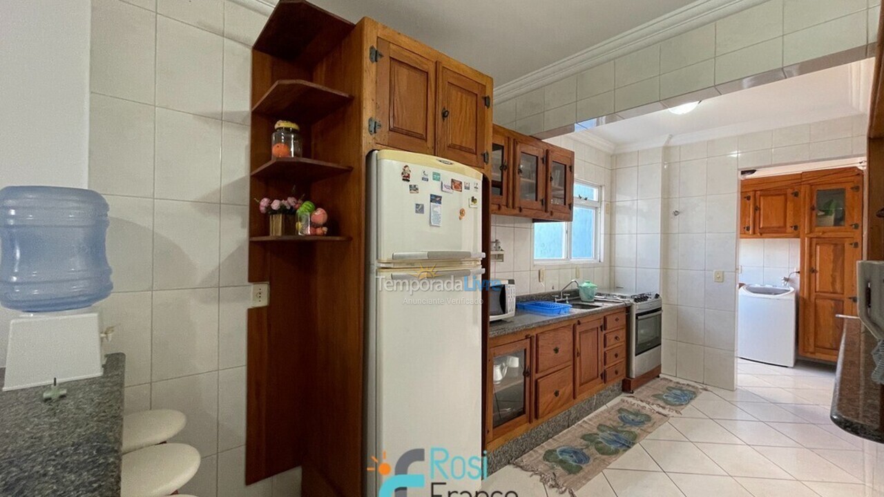 Apartment for vacation rental in Itapema (Centro)