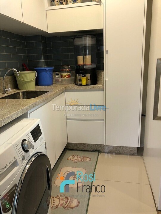 Apartamento para aluguel de temporada em Itapema (Meia Praia)