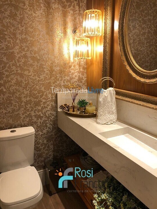 Apartamento para aluguel de temporada em Itapema (Meia Praia)