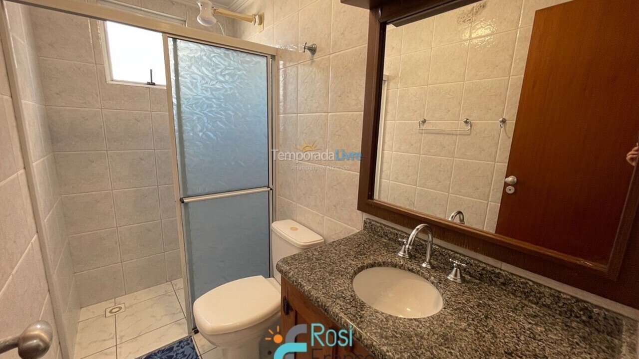 Apartment for vacation rental in Itapema (Centro)