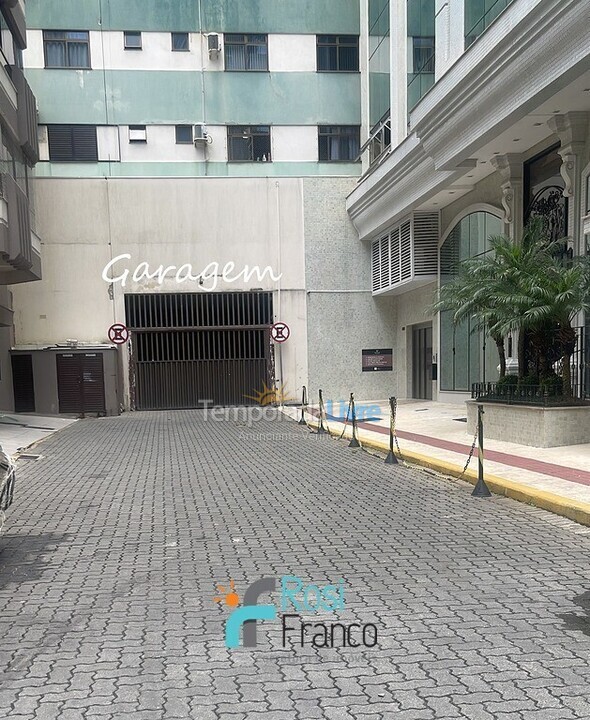 Apartamento para aluguel de temporada em Itapema (Meia Praia)