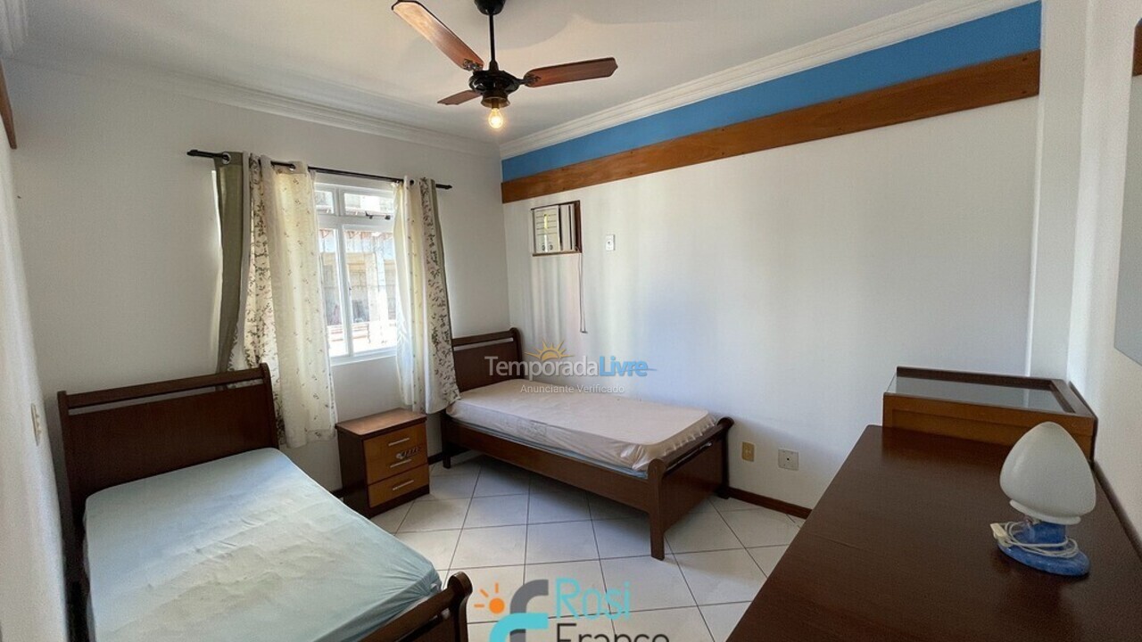 Apartment for vacation rental in Itapema (Centro)