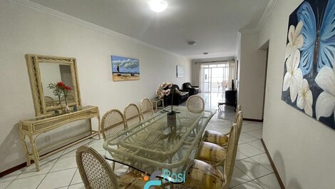 Apartamento frente mar 4 dormitórios Itapema centro SC