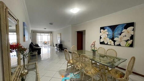 Apartamento frente mar 4 dormitórios Itapema centro SC