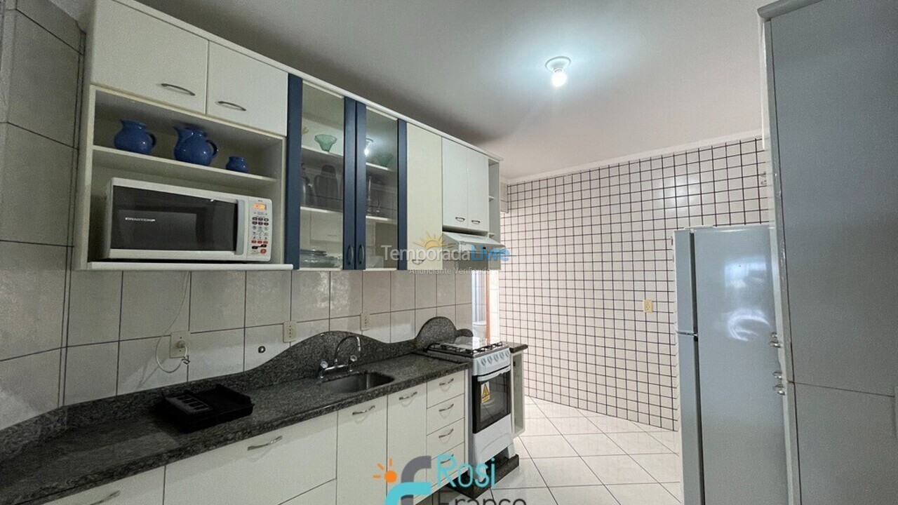 Apartamento para aluguel de temporada em Itapema (Centro)