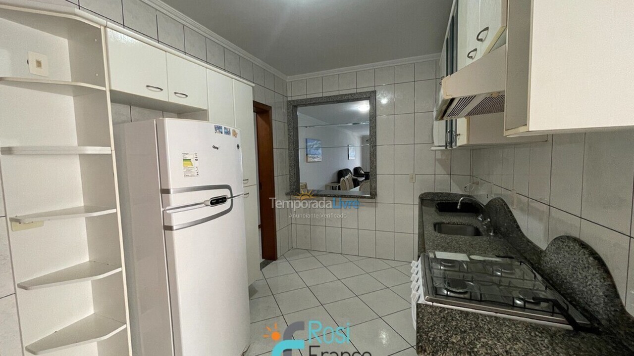 Apartamento para aluguel de temporada em Itapema (Centro)