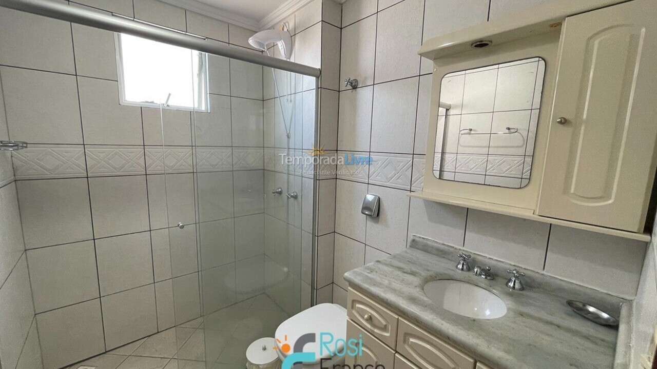 Apartamento para aluguel de temporada em Itapema (Centro)