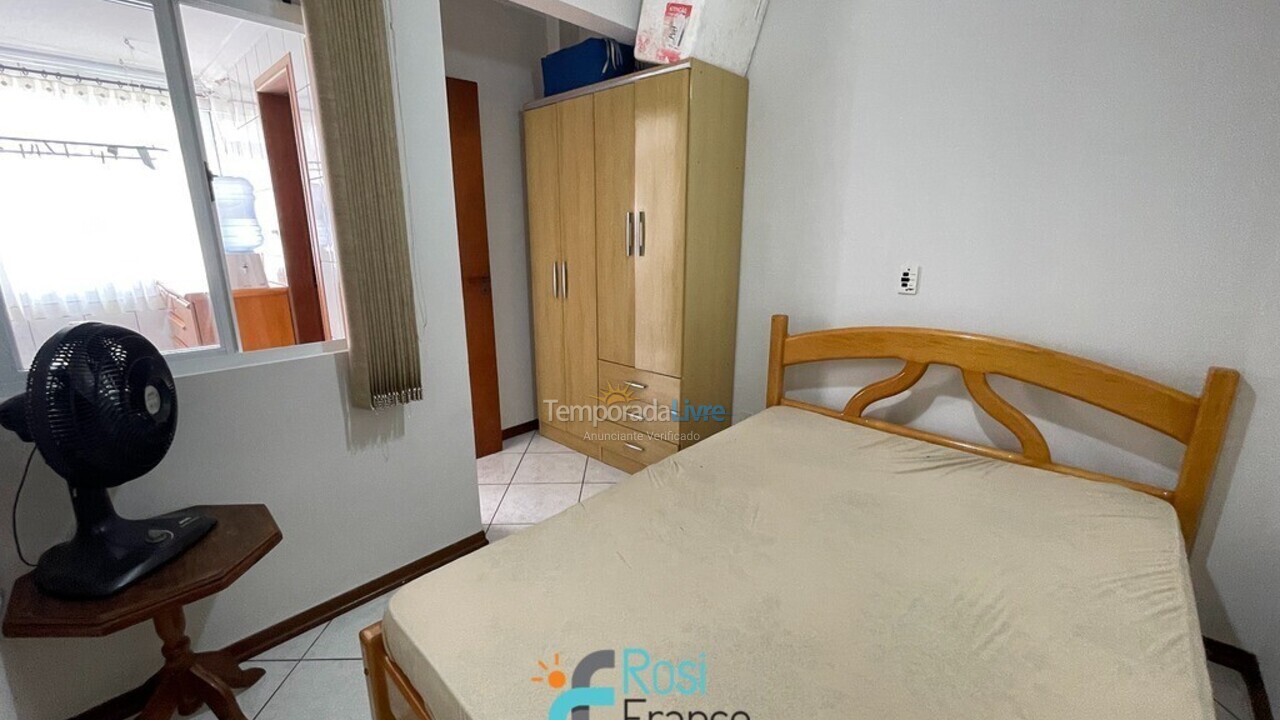 Apartamento para aluguel de temporada em Itapema (Centro)