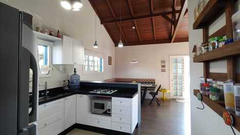 🏡 Amplia casa de 3 habitaciones en Canasvieiras, excelente relación calidad-precio