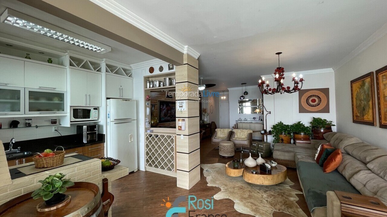 Apartamento para aluguel de temporada em Itapema (Meia Praia Frente Mar)