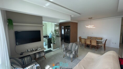 Apartment with 4 suites, ocean view, Meia Praia, SC