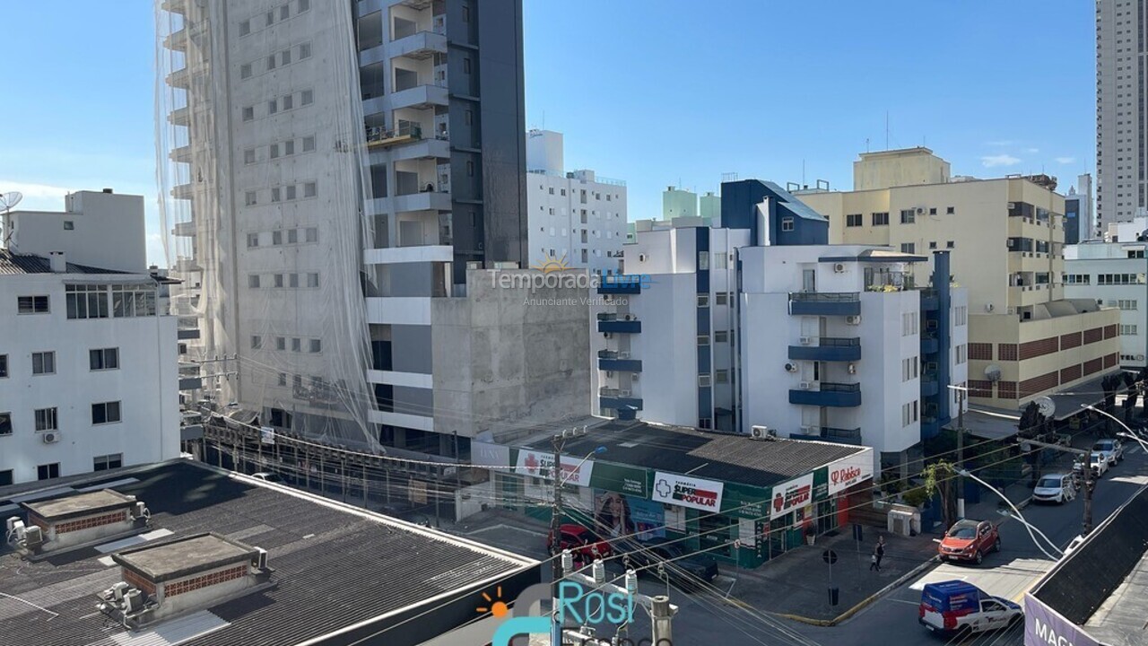 Apartment for vacation rental in Itapema (Centro)