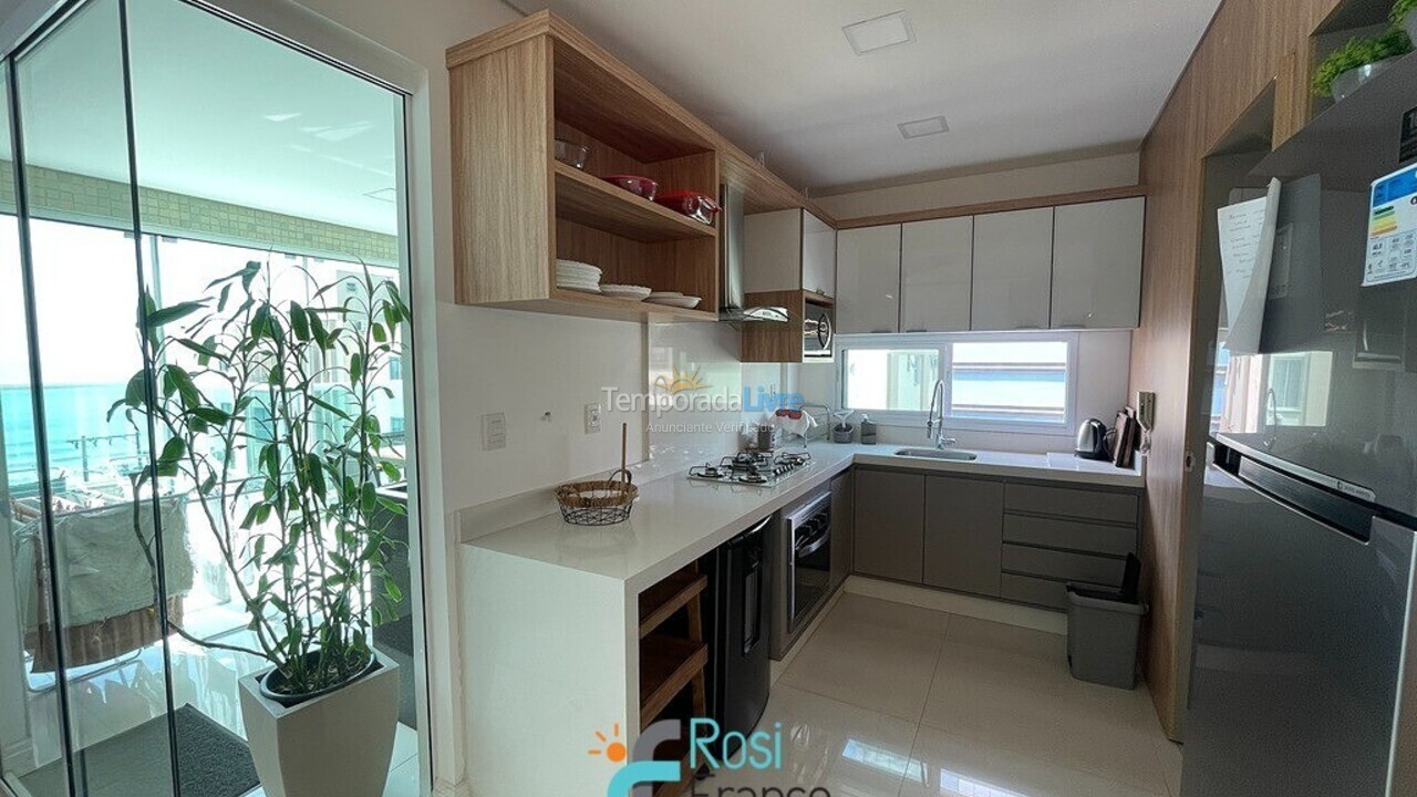 Apartment for vacation rental in Itapema (Meia Praia)