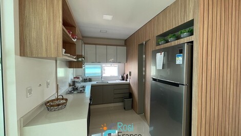 Apartment with 4 suites, ocean view, Meia Praia, SC