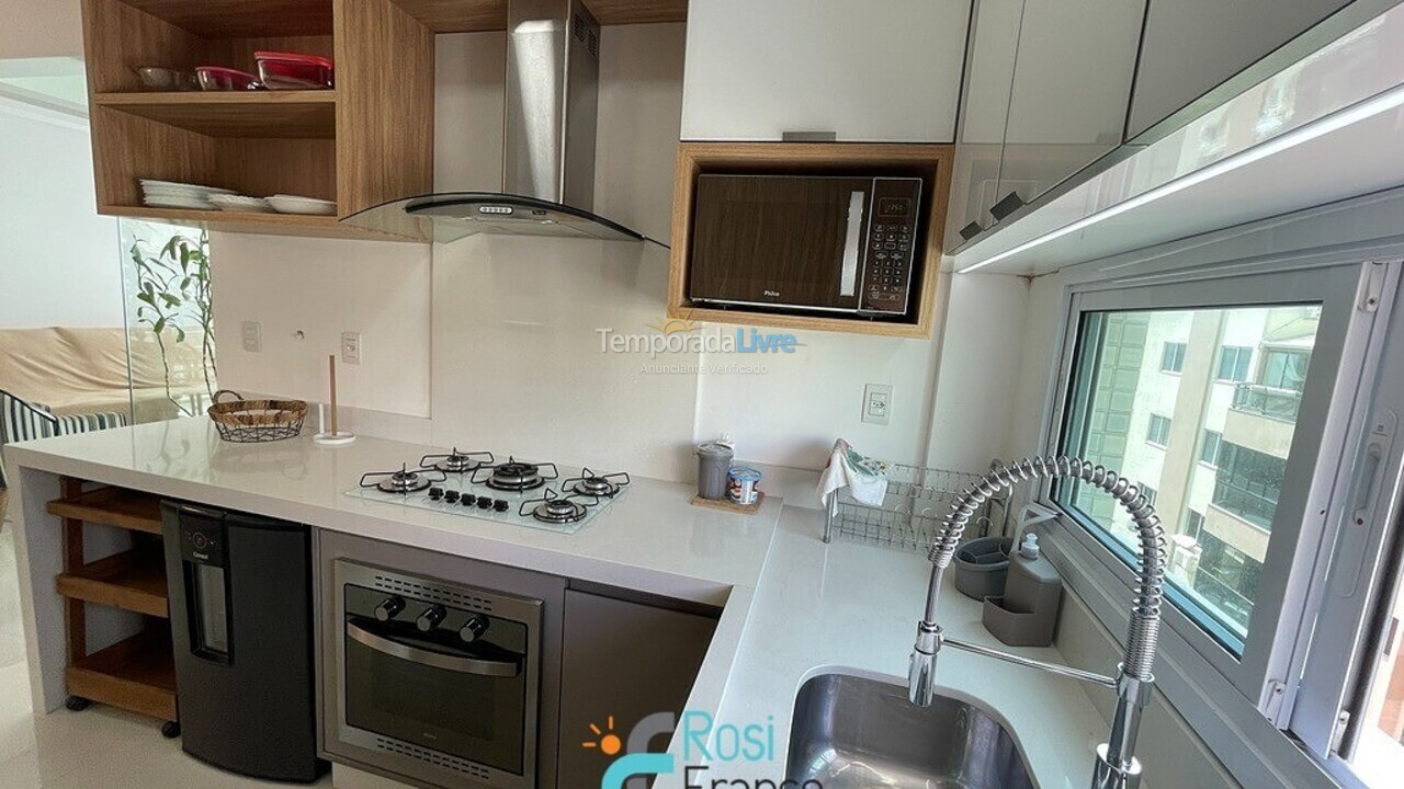 Apartment for vacation rental in Itapema (Meia Praia)