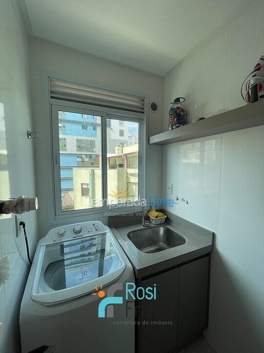 Apartment for vacation rental in Itapema (Meia Praia)